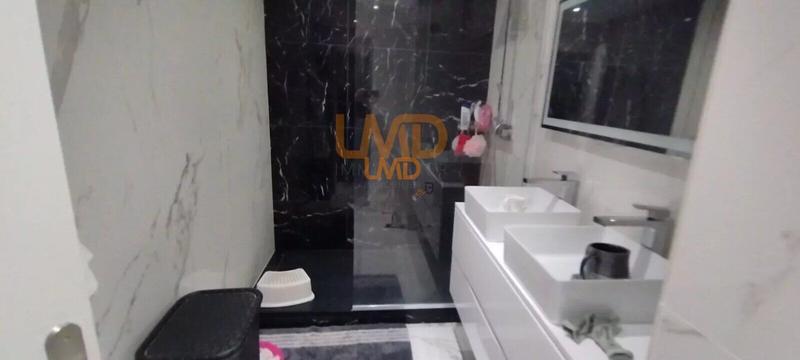 Appartement - 92 m² - 5 pièces