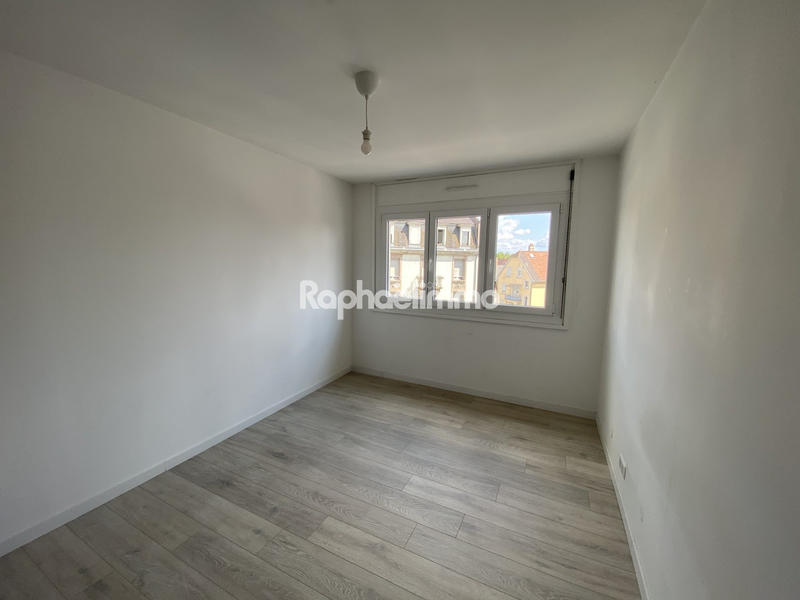 Appartement - 90 m² - 3 pièces
