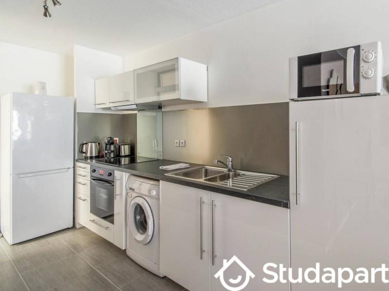 Chambre - 12 m² - 1 pièce