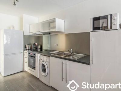 Chambre - 12 m² - 1 pièce