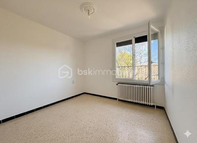 Maison traditionnelle - 175 m² - 7 pièces