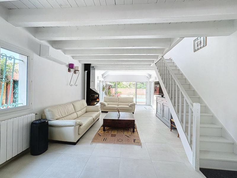 Villa - 190 m² - 8 pièces