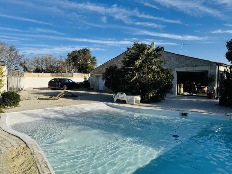 Maison - 136 m² - 5 pièces