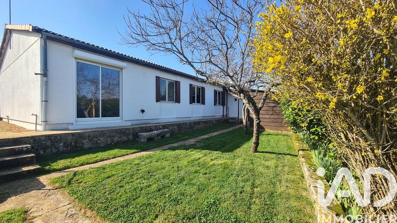 Maison - 104 m² - 6 pièces