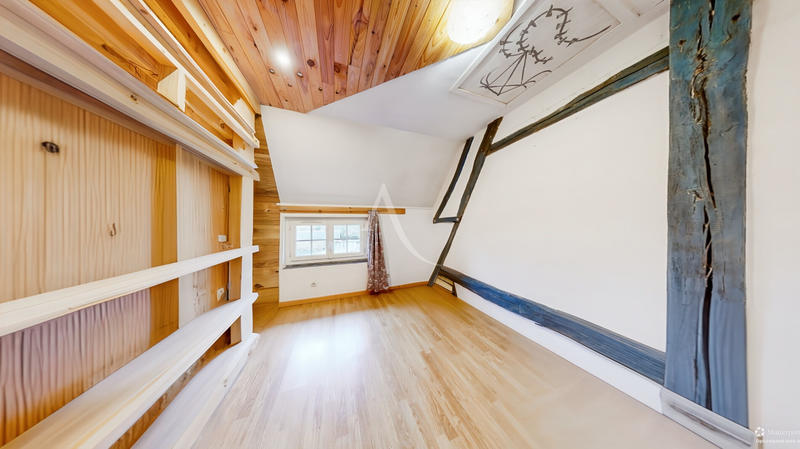 Maison - 139 m² - 6 pièces