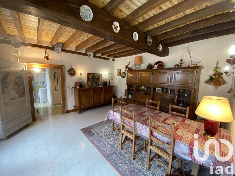 Maison - 212 m² - 8 pièces