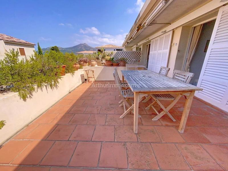 Appartement - 128 m² - 6 pièces