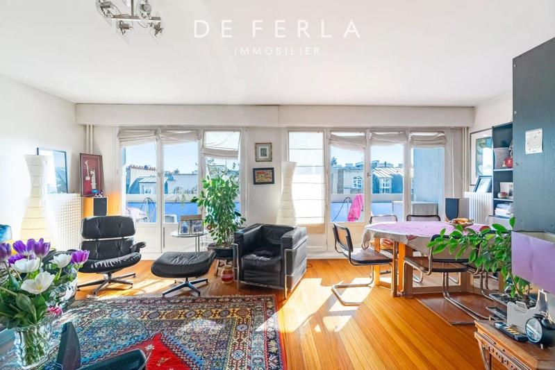 Appartement - 100 m² - 5 pièces