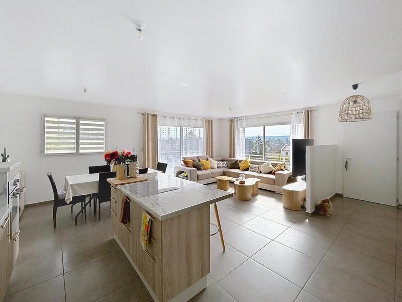 Maison - 91 m² - 4 pièces