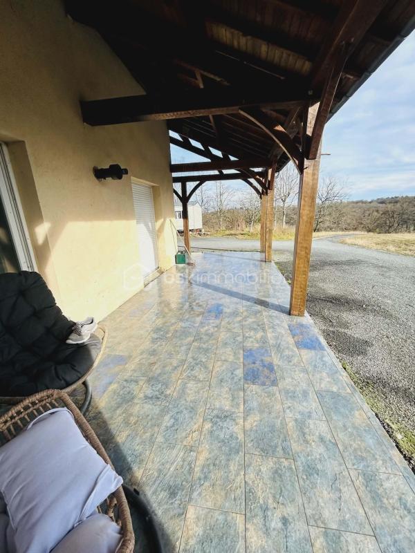 Maison - 144 m² - 5 pièces