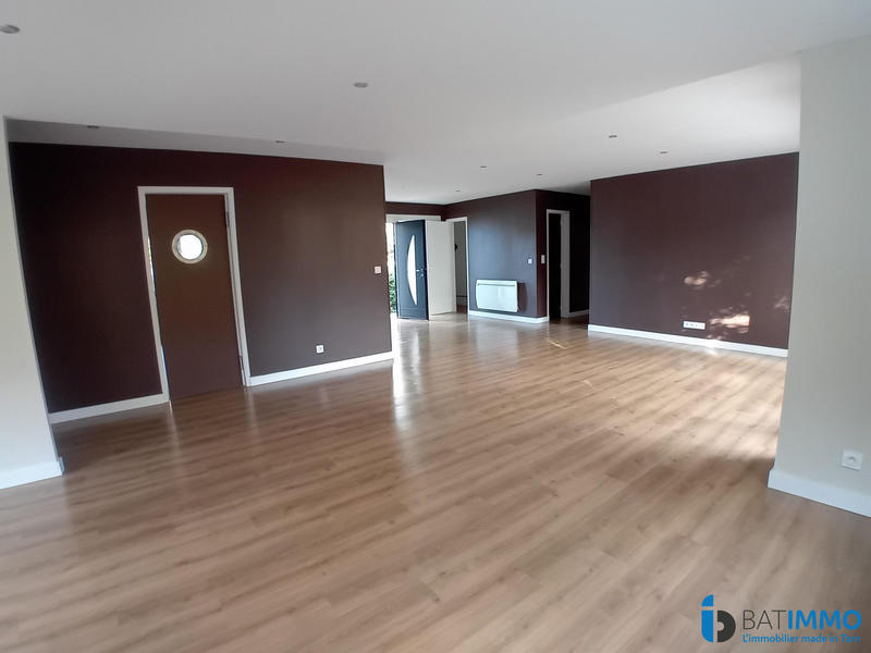 Maison - 185 m² - 6 pièces