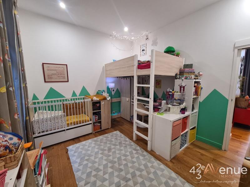 Appartement - 77 m² - 3 pièces