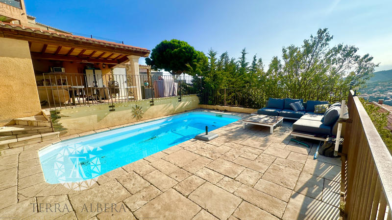 Villa - 110 m² - 4 pièces