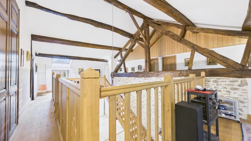 Demeure - 168 m² - 6 pièces