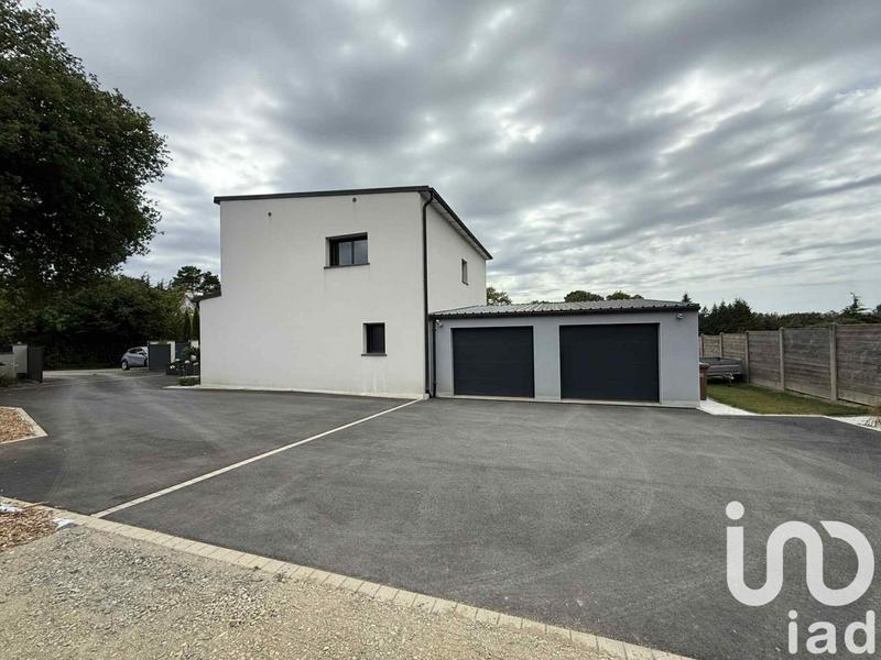 Maison - 162 m² - 6 pièces