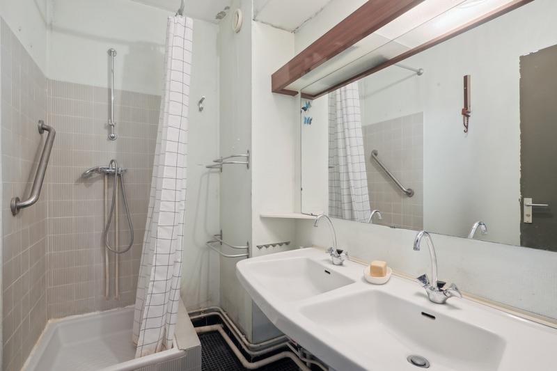 Appartement - 208 m² - 9 pièces