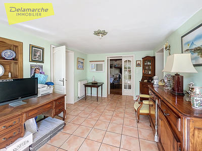 Maison - 204 m² - 9 pièces