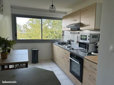 Appartement - 90 m² - 6 pièces