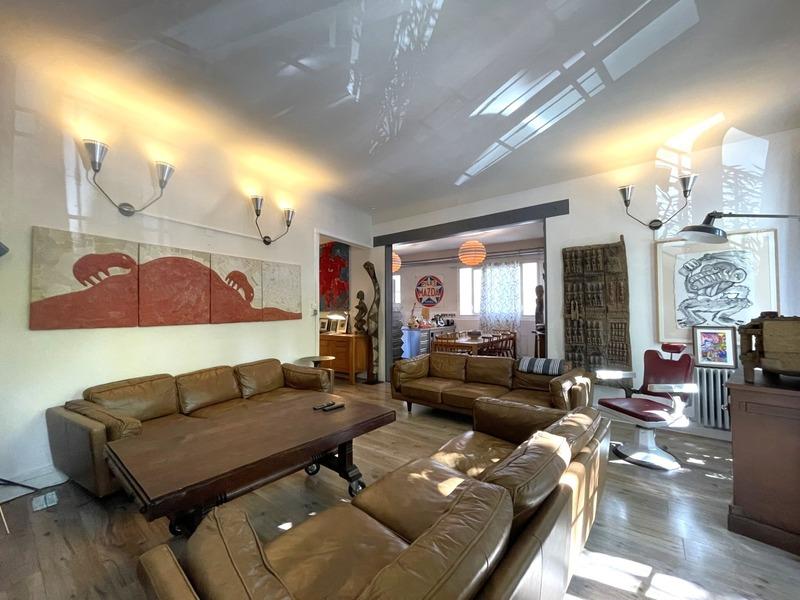 Maison de ville - 251 m² - 7 pièces