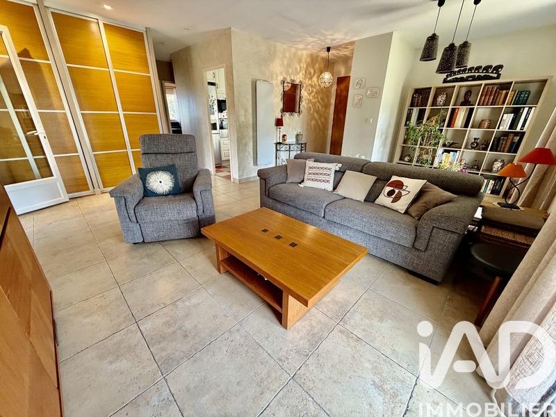 Maison - 102 m² - 4 pièces