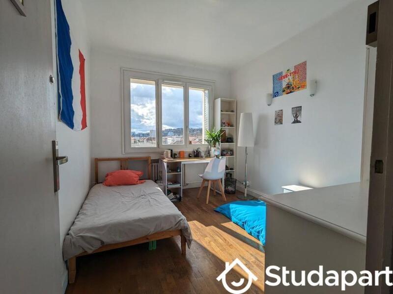 Chambre - 10 m² - 1 pièce