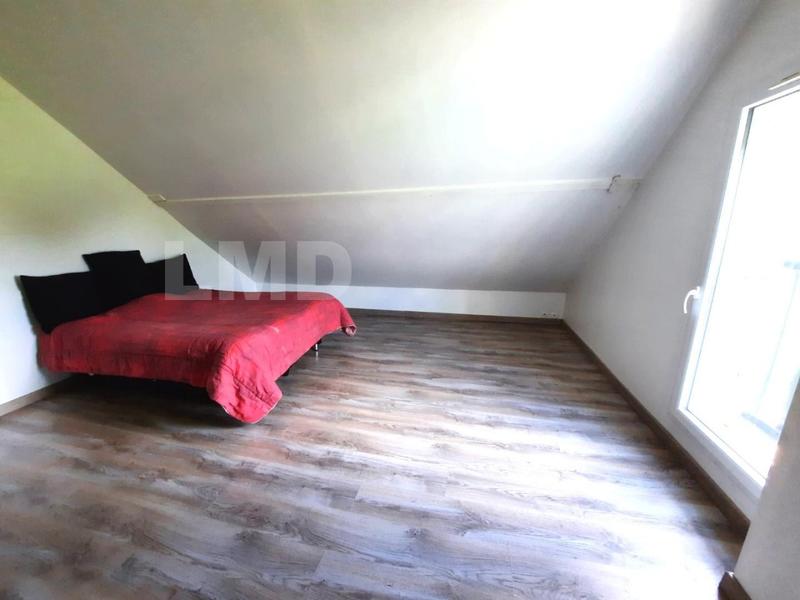 Maison - 104 m² - 4 pièces