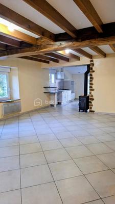 Maison en pierre - 74 m² - 3 pièces