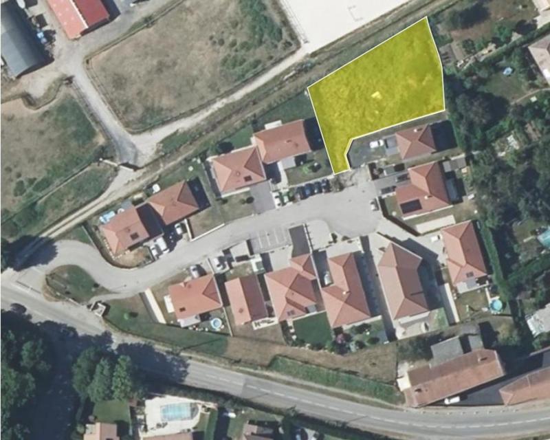 Terrain constructible - 1 019 m²