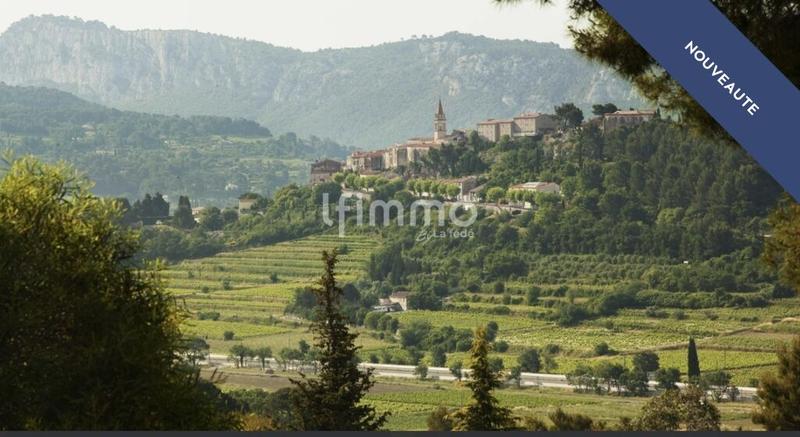 Propriété - 270 m² - 6 pièces