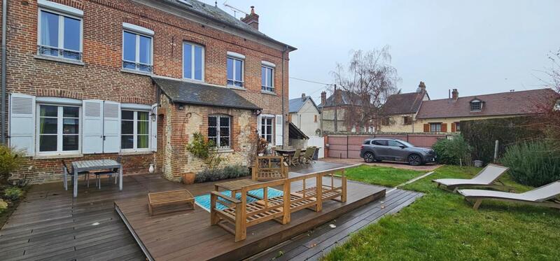 Maison de maîtres - 181 m² - 7 pièces