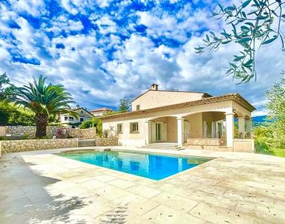 Villa - 305 m² - 8 pièces