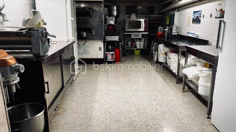 Local commercial - 120 m²