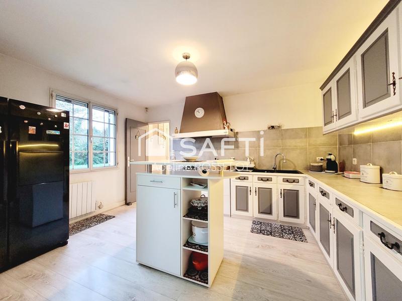 Maison - 136 m² - 5 pièces