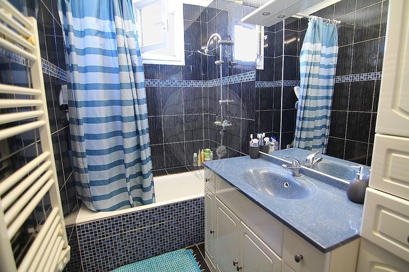 Maison - 175 m² - 8 pièces