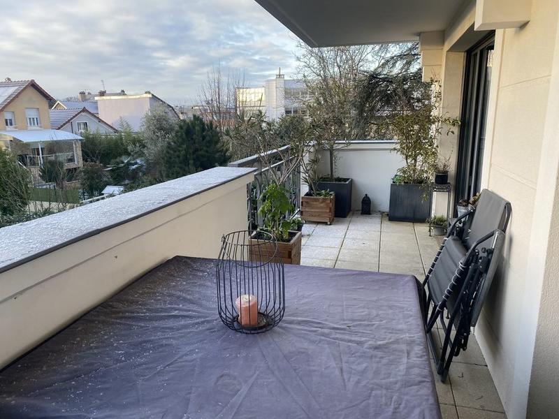 Appartement - 94 m² - 4 pièces