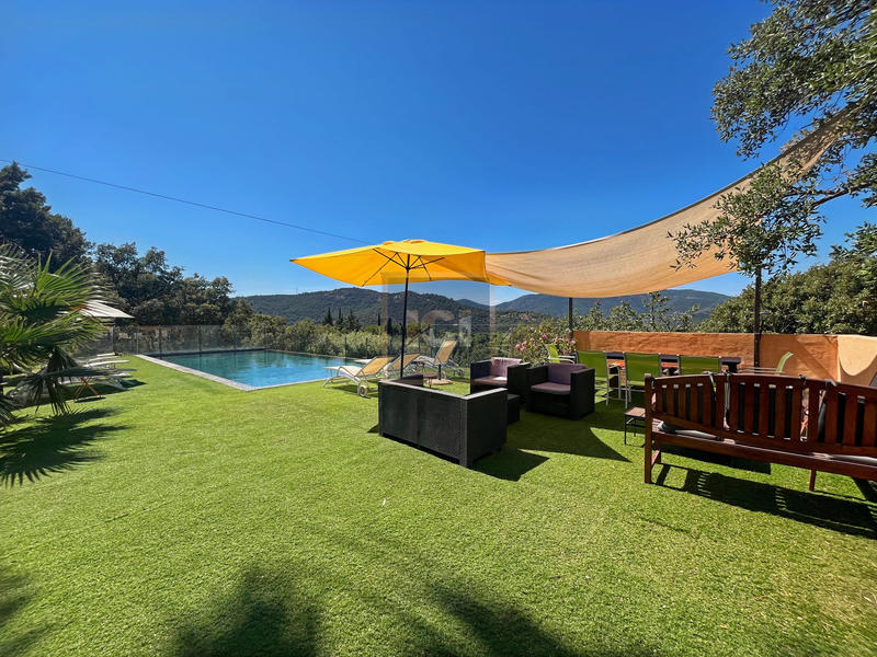 Villa - 163 m² - 7 pièces