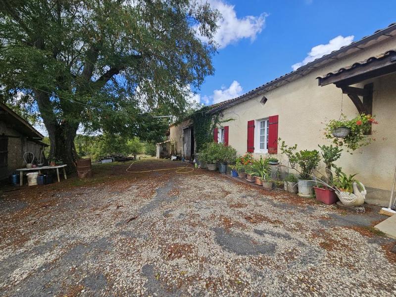 Maison - 195 m² - 7 pièces