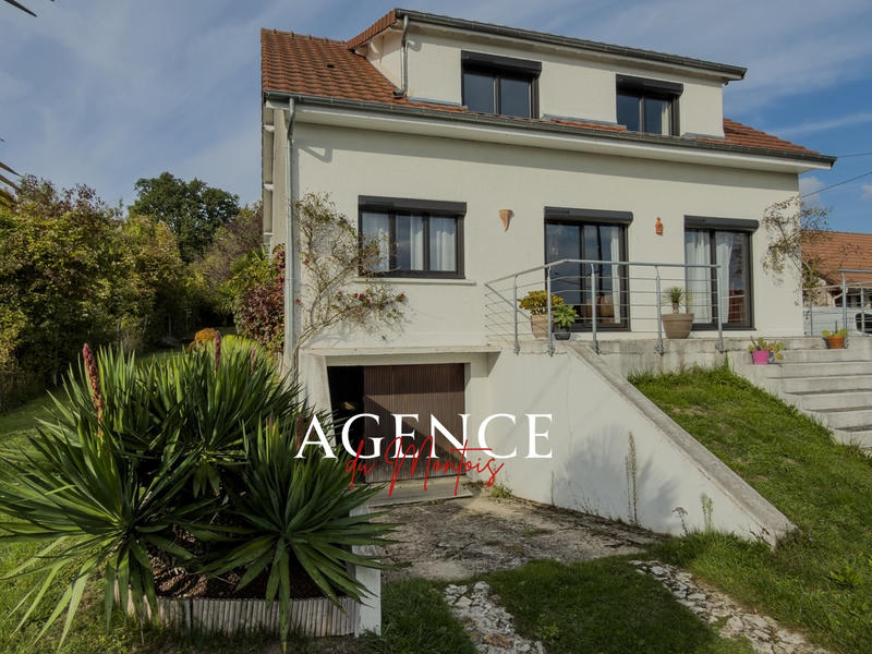 Maison - 165 m² - 5 pièces