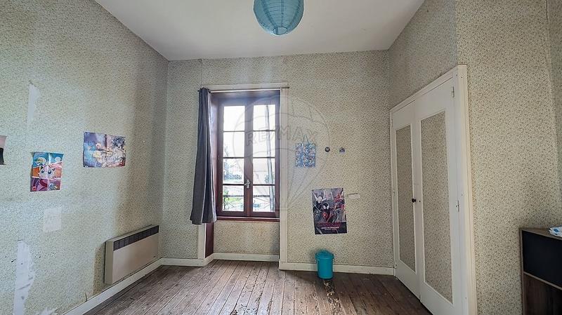 Maison - 150 m² - 4 pièces