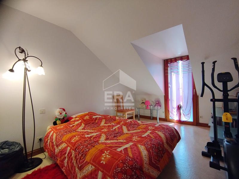 Maison - 143 m² - 7 pièces