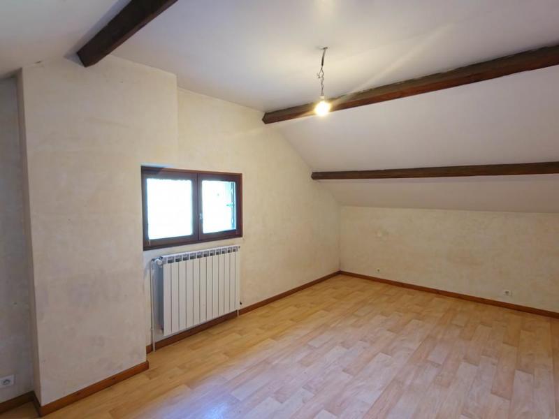 Maison - 182 m² - 10 pièces