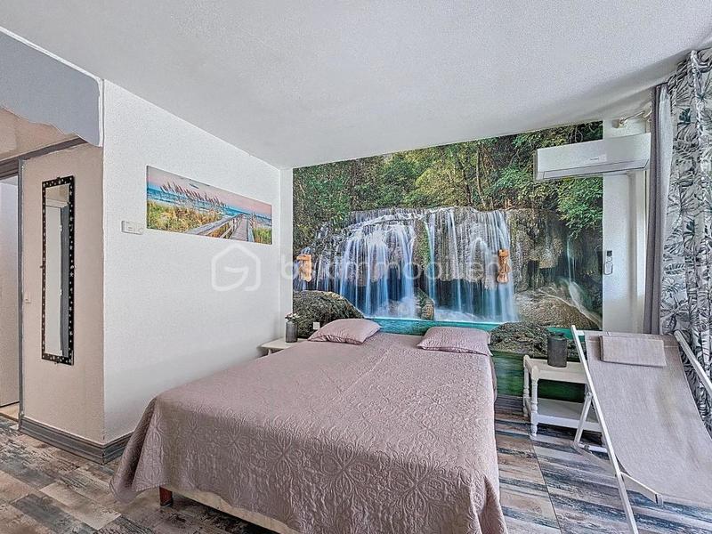 Studio - 30 m² - 1 pièce