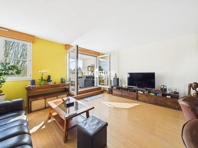 Appartement - 81 m² - 4 pièces