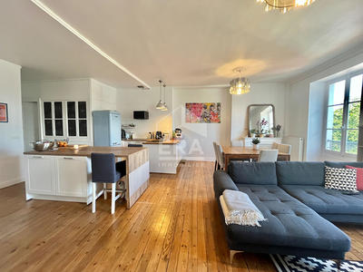 Appartement - 102 m² - 3 pièces