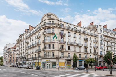 Appartement - 163 m² - 7 pièces