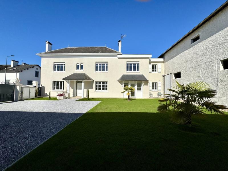 Maison - 190 m² - 6 pièces