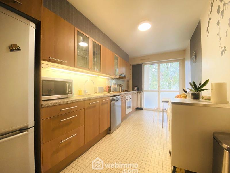 Appartement - 81 m² - 4 pièces