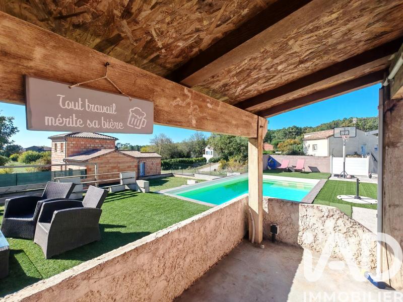 Maison - 110 m² - 6 pièces