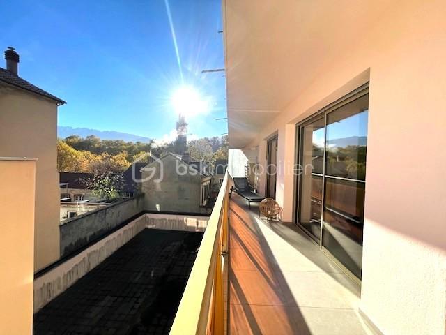 Appartement - 112 m² - 4 pièces