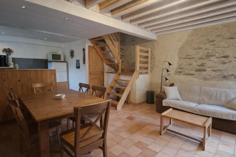 Maison ancienne - 270 m² - 3 pièces